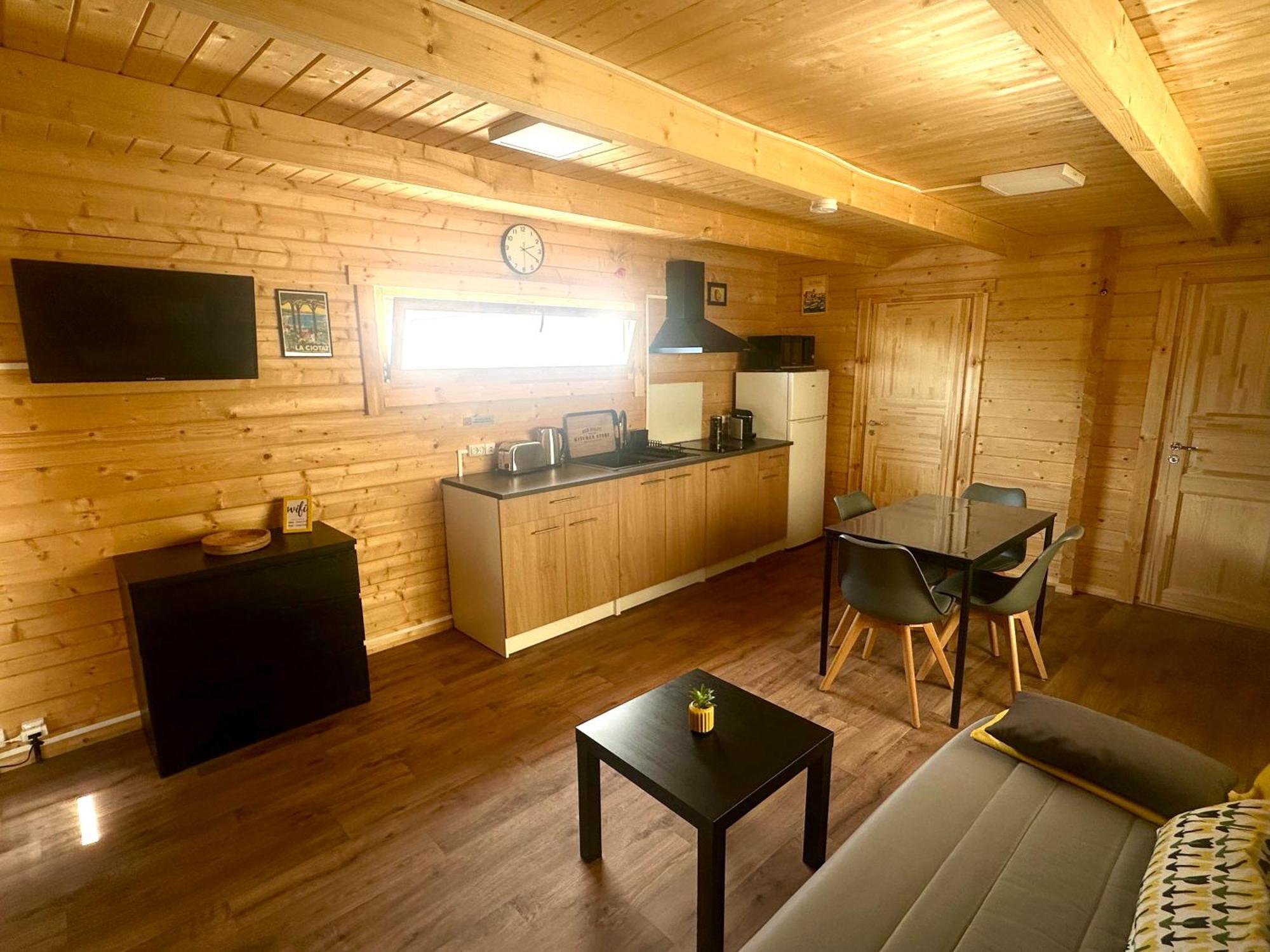 Chalet Ceyrenite Ceyreste 외부 사진