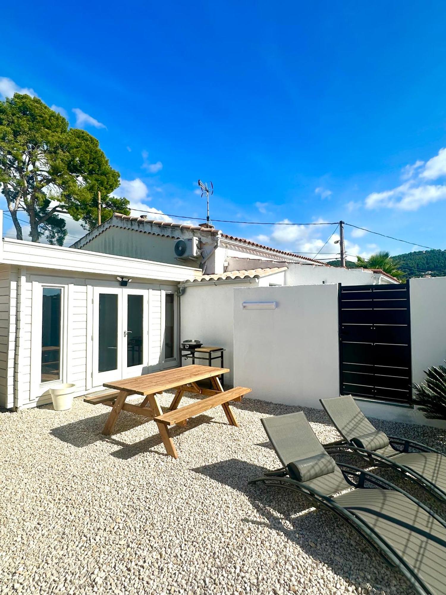 Chalet Ceyrenite Ceyreste 외부 사진
